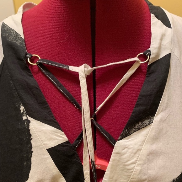 Imperial Black and White Abstract Maxi Dress - Picture 2 of 13